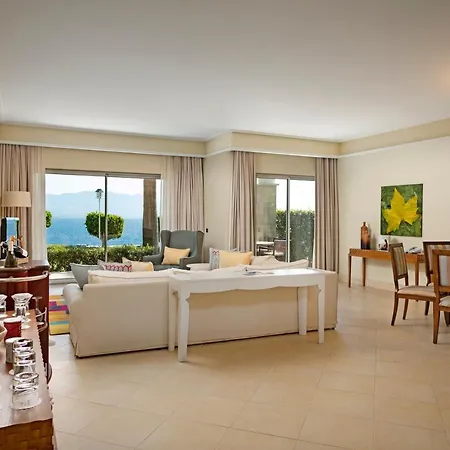 Xanadu Island Szálloda Akyarlar