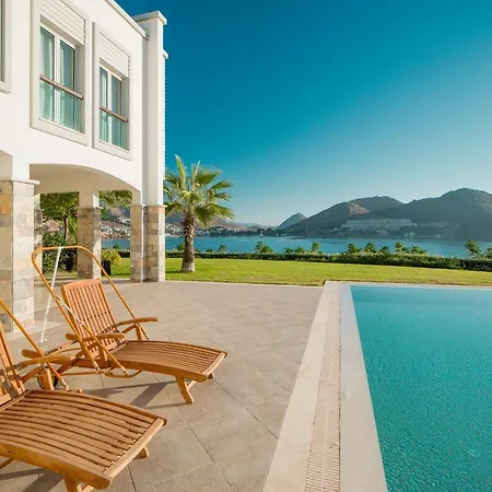 Xanadu Island Szálloda 5*